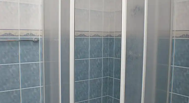 2-Zimmer-Ferienwohnung mit Terrasse und Meerblick Slatine,