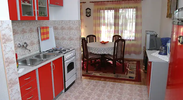 2-Zimmer-Ferienwohnung mit Terrasse und Meerblick Slatine,