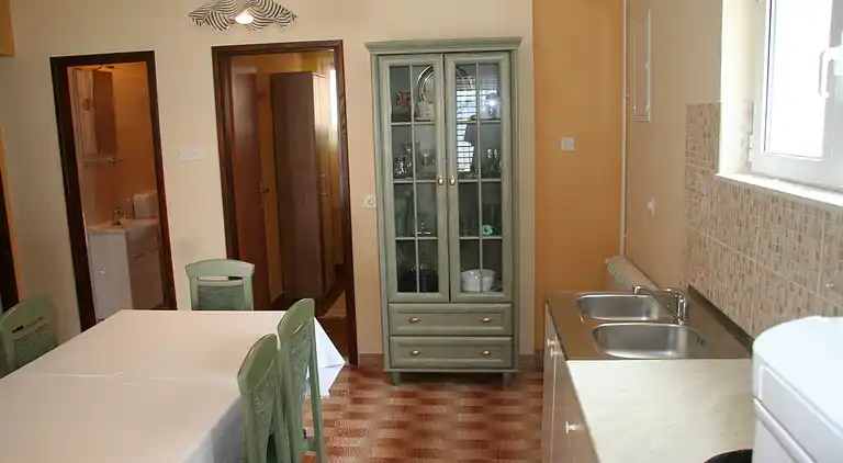 Two bedroom apartment near beach Seget Vranjica, Trogir