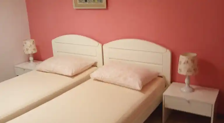 Two bedroom apartment near beach Seget Vranjica, Trogir