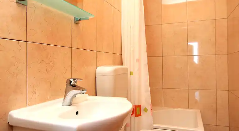 Two bedroom apartment near beach Seget Vranjica, Trogir