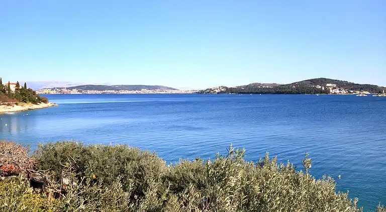 Two bedroom apartment near beach Seget Vranjica, Trogir