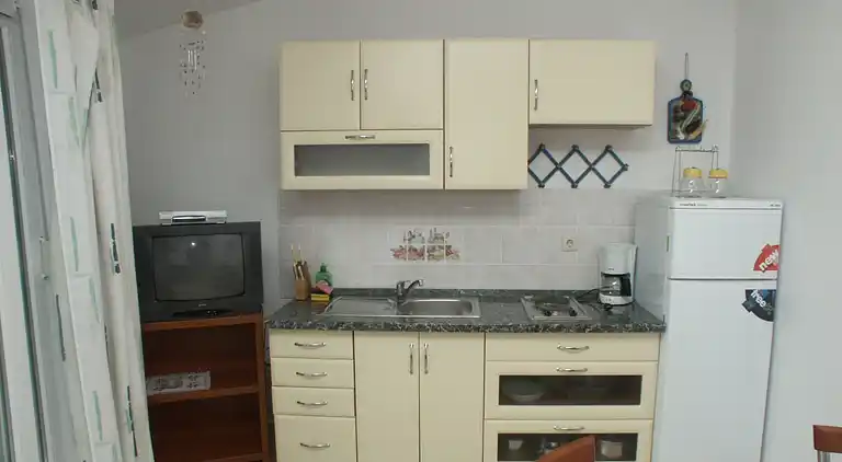 2-Zimmer-Ferienwohnung mit Terrasse und Meerblick Selce,