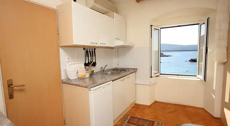 Studio Appartement mit Terrasse und Meerblick Komiza, Vis