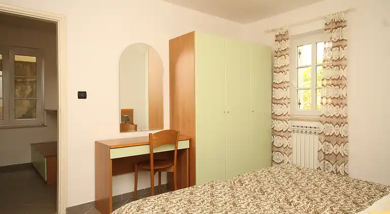 One bedroom apartment with terrace Nerezine, Lošinj