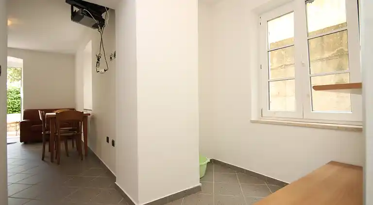 One bedroom apartment with terrace Nerezine, Lošinj