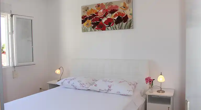 3-Zimmer-Ferienwohnung am Strand Mimice (Omis) (A-2774-b)