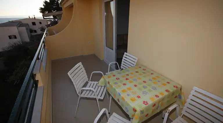 1-Zimmer-Ferienwohnung mit Terrasse und Meerblick Baska