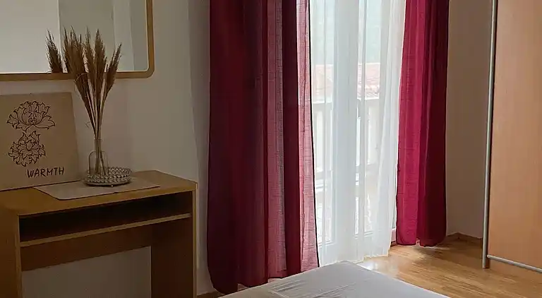 Two bedroom apartment with terrace and sea view Sutivan,