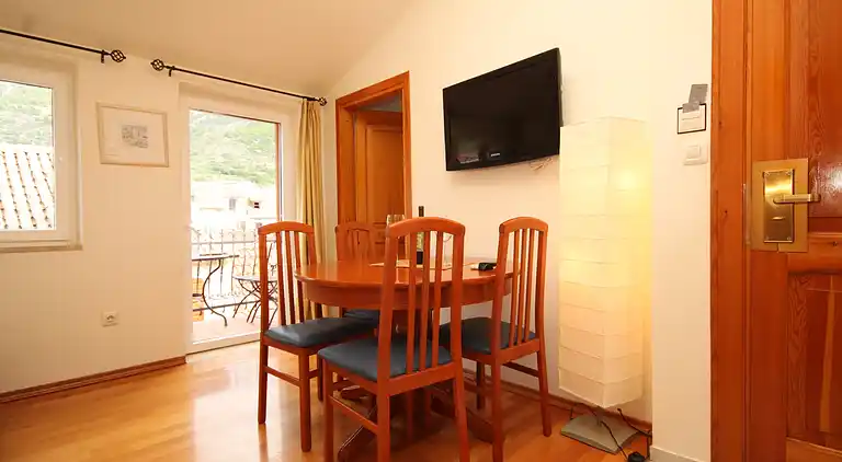 1-Zimmer-Ferienwohnung am Strand Komiza (Vis) (A-3035-a)