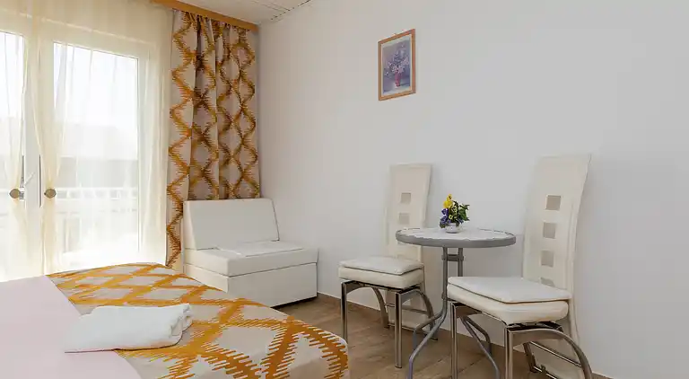 Two bedroom apartment with terrace and sea view Duće, Omiš