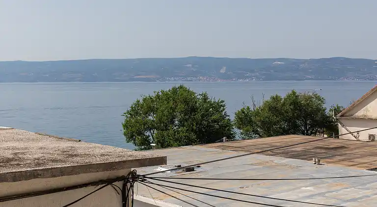 Two bedroom apartment with terrace and sea view Duće, Omiš