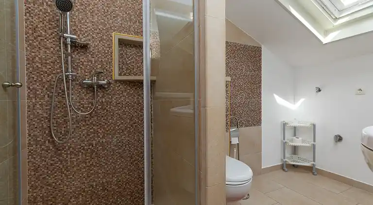 Two bedroom apartment with terrace and sea view Duće, Omiš