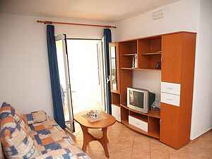 One bedroom apartment near beach Mandre, Pag (A-4092-c)