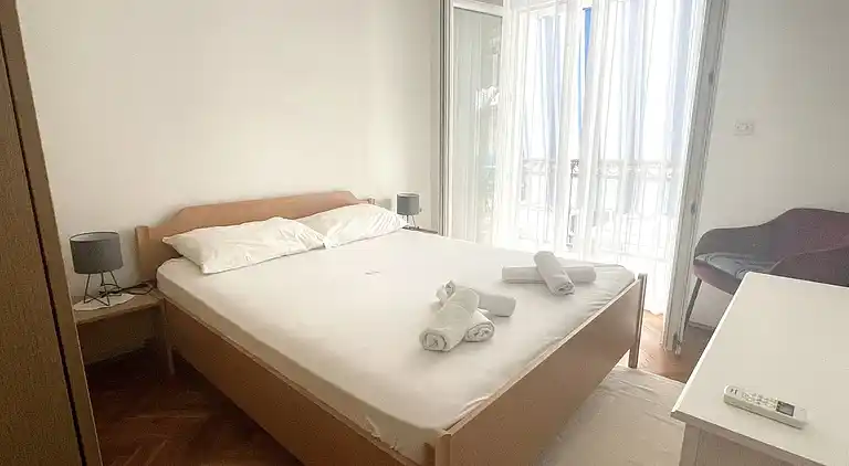 One bedroom apartment near beach Stara Novalja, Pag