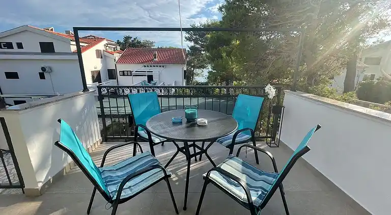 One bedroom apartment near beach Stara Novalja, Pag