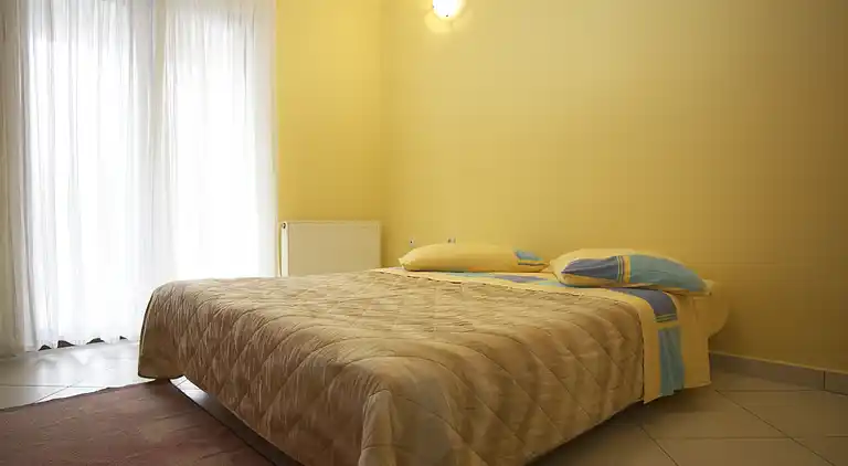 2-Zimmer-Ferienwohnung am Strand Brodarica, Sibenik
