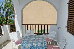 One bedroom apartment near beach Mandre, Pag (A-4123-a)