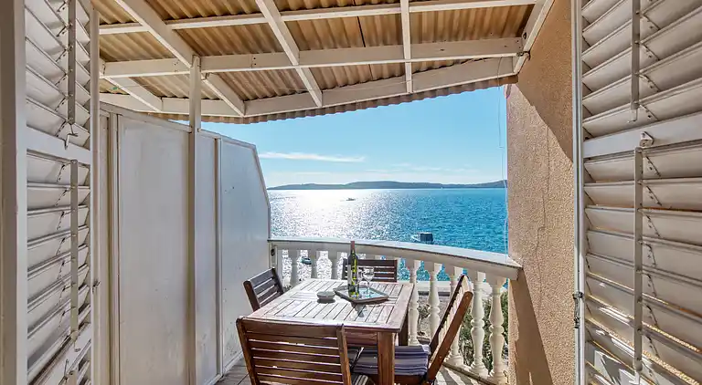 1-Zimmer-Ferienwohnung am Strand Brodarica (Sibenik)