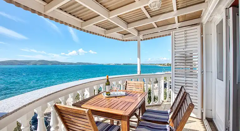 1-Zimmer-Ferienwohnung am Strand Brodarica (Sibenik)