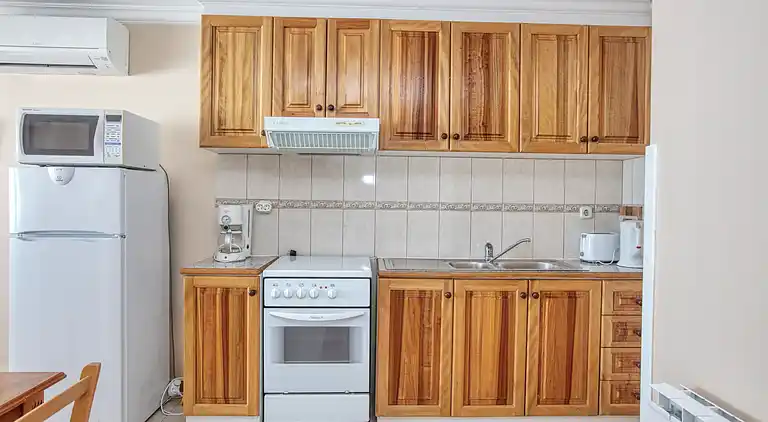 1-Zimmer-Ferienwohnung am Strand Brodarica (Sibenik)