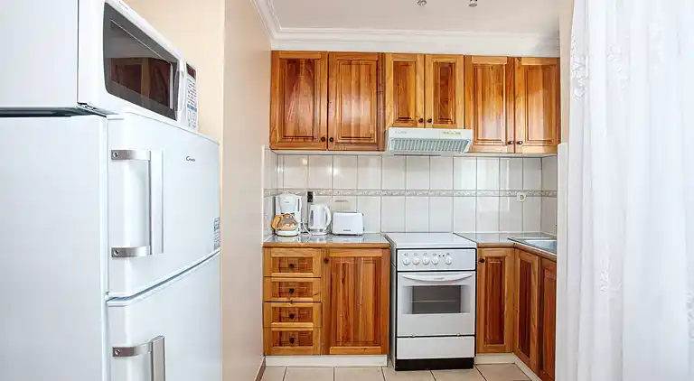 1-Zimmer-Ferienwohnung am Strand Brodarica (Sibenik)