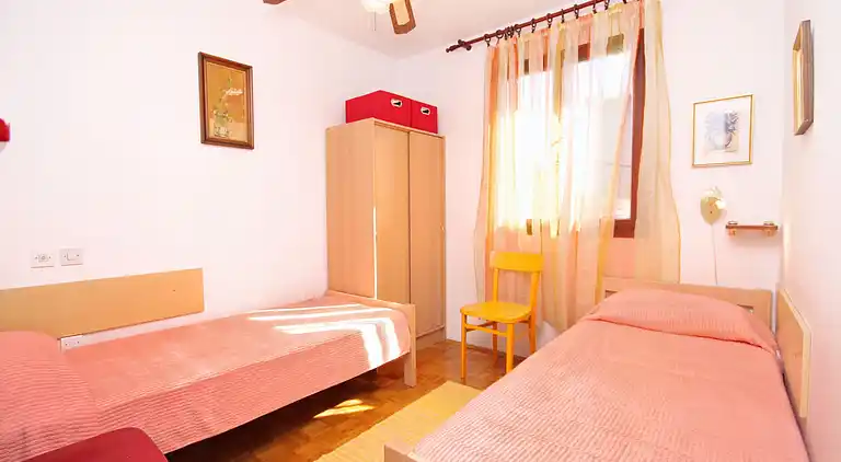 3-Zimmer-Haus mit Terrasse und Meerblick Seget Vranjica,