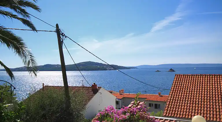 3-Zimmer-Haus mit Terrasse und Meerblick Seget Vranjica,