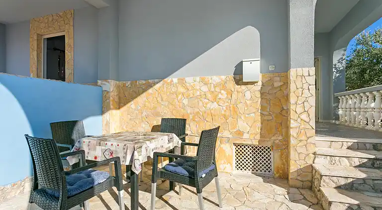 One bedroom apartment near beach Sevid, Trogir (A-4287-d)