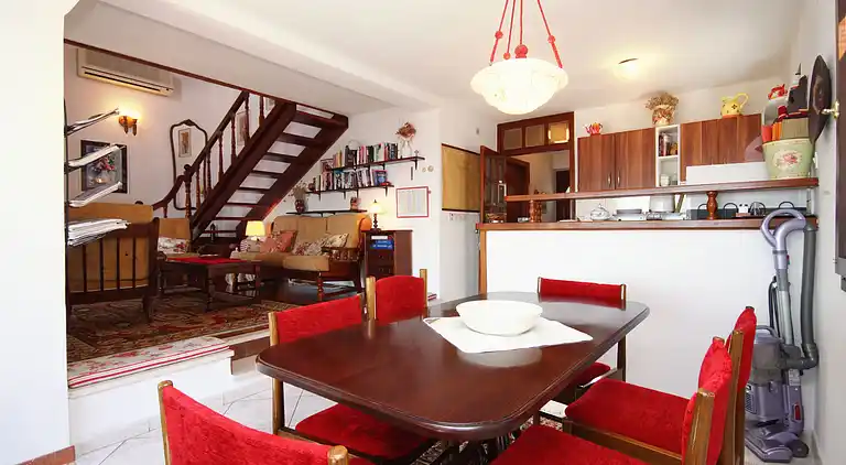 3-Zimmer-Haus mit Terrasse und Meerblick Seget Vranjica,