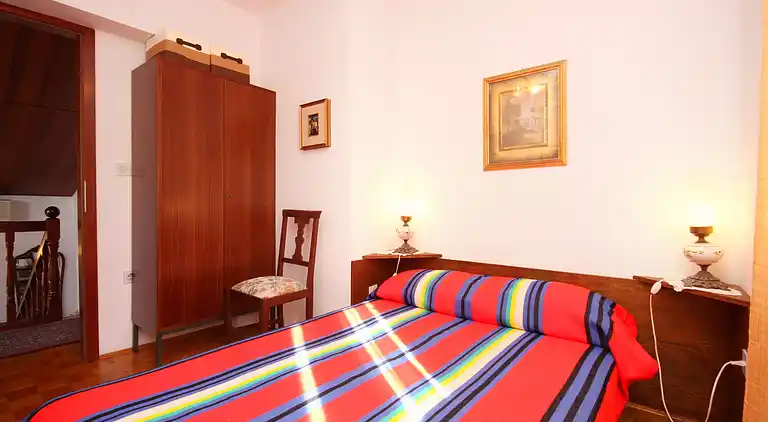 3-Zimmer-Haus mit Terrasse und Meerblick Seget Vranjica,