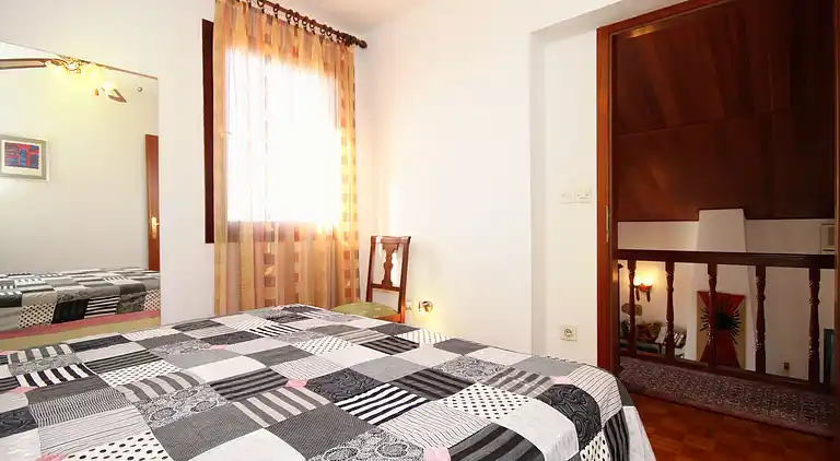 3-Zimmer-Haus mit Terrasse und Meerblick Seget Vranjica,