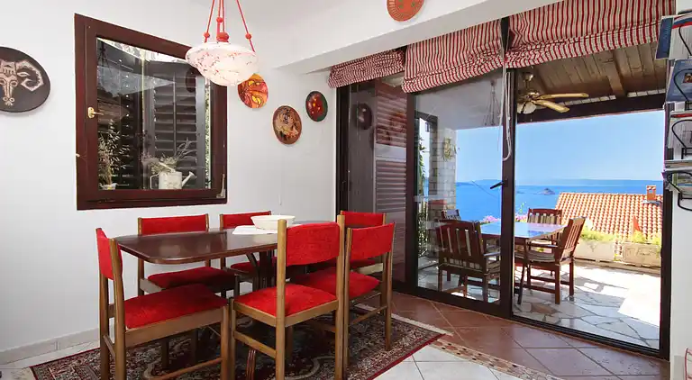 3-Zimmer-Haus mit Terrasse und Meerblick Seget Vranjica,