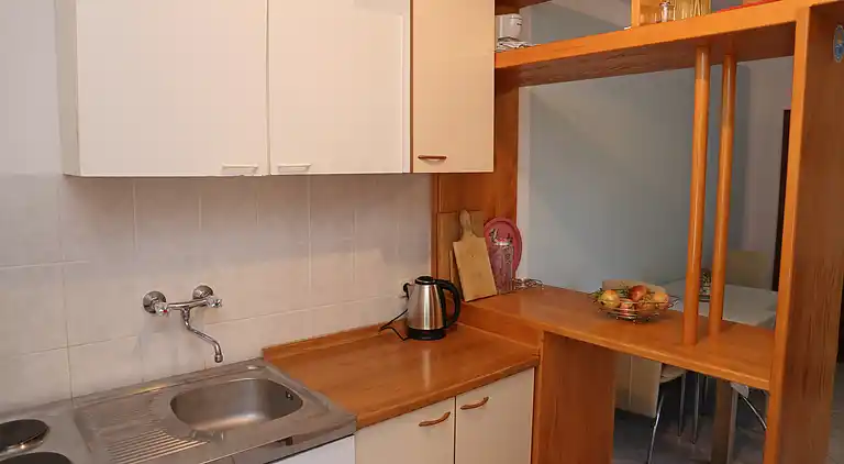 1-Zimmer-Ferienwohnung am Strand Lumbarda, Korcula