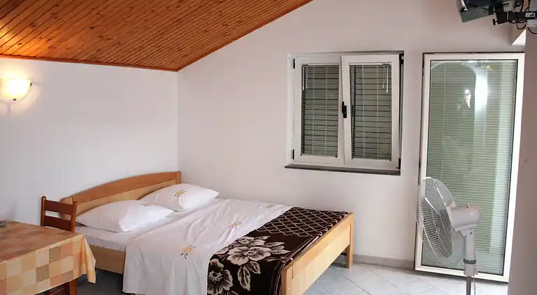 Studio Appartement mit Balkon und Meerblick Grebastica,