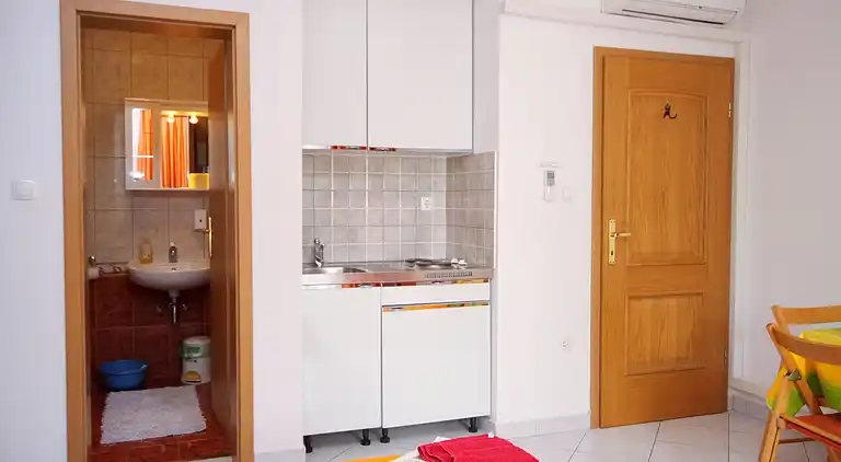 Studio Appartement am Strand Selce, Crikvenica (AS-5206-e)