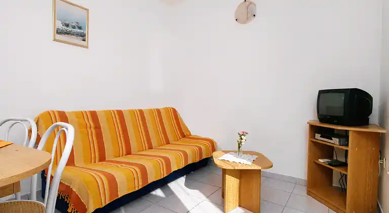 1-Zimmer-Ferienwohnung mit Terrasse und Meerblick Njivice,