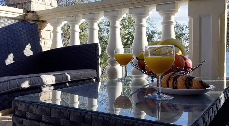 1-Zimmer-Ferienwohnung am Strand Kozino, Zadar (A-5803-a)