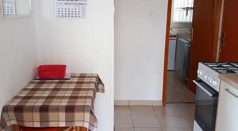 Two bedroom apartment with terrace and sea view Pag