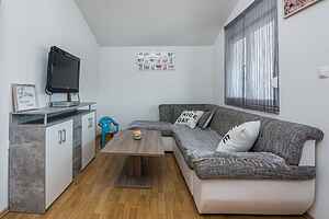 Two bedroom apartment with terrace Vir (A-19466-a)