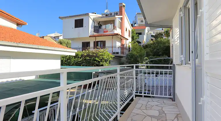 Two bedroom apartment near beach Okrug Donji (Čiovo)