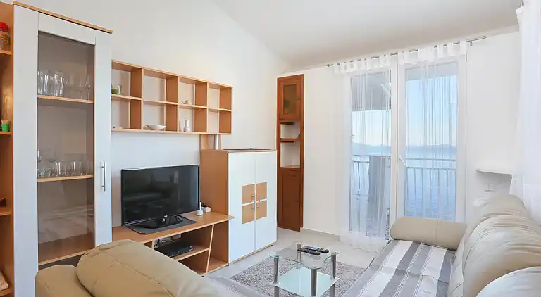 Two bedroom apartment near beach Okrug Donji (Čiovo)