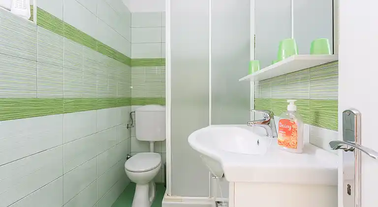 Three bedroom apartment with terrace and sea view Supetar,