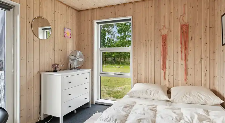 Lovely bright summer house in Marielyst