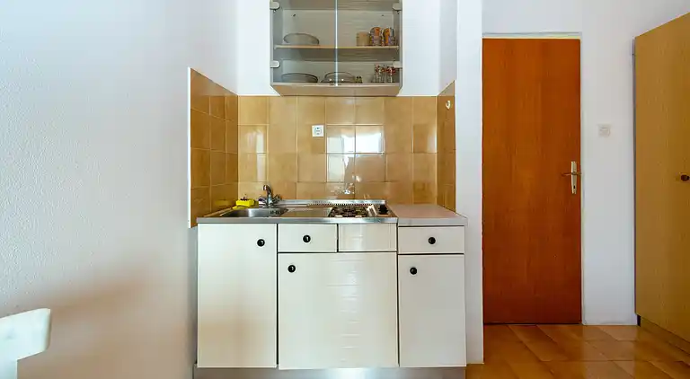 One bedroom apartment near beach Mandre, Pag (A-4101-a)