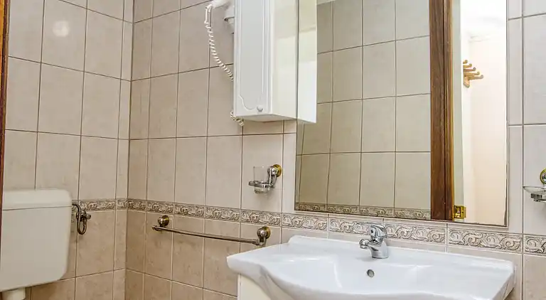 1-Zimmer-Ferienwohnung am Strand Brodarica (Sibenik)