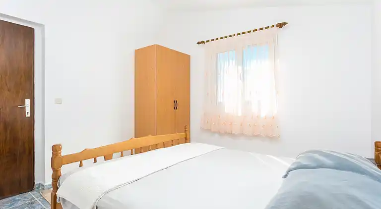 1-Zimmer-Ferienwohnung am Strand Sevid, Trogir (A-4287-a)