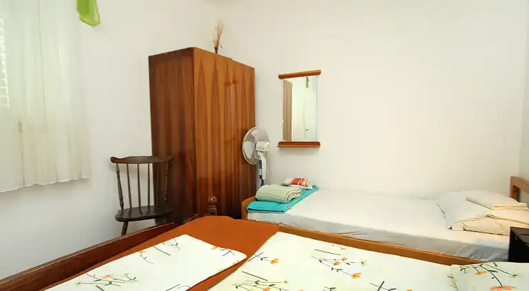 3-Zimmer-Haus am Strand Lumbarda, Korcula (K-4422)