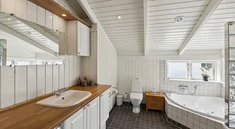 Flovt Strand – Fred og privat have