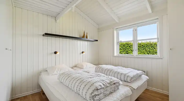 Flovt Strand – Fred og privat have